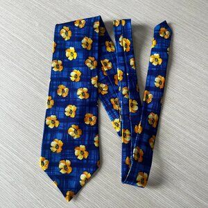 💕2/$30💕Pierre Cardin 100% Silk Blue & Yellow Floral Tie